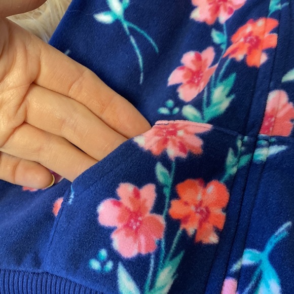 Floral Vest with Ears - Picture 3 of 4